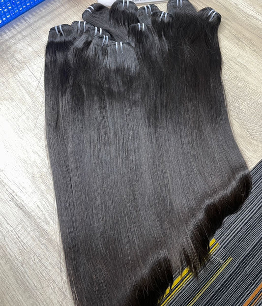 Exquisite Straight - On Hand